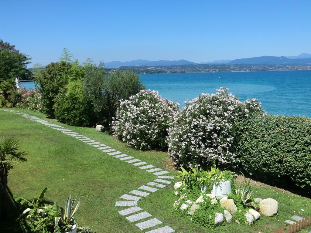 Апартаменти Doctor House Desenzano Дезенцано-дель-Гарда Екстер'єр фото